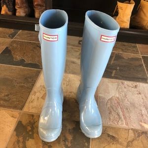 Blue women’s Hunter boots size 6